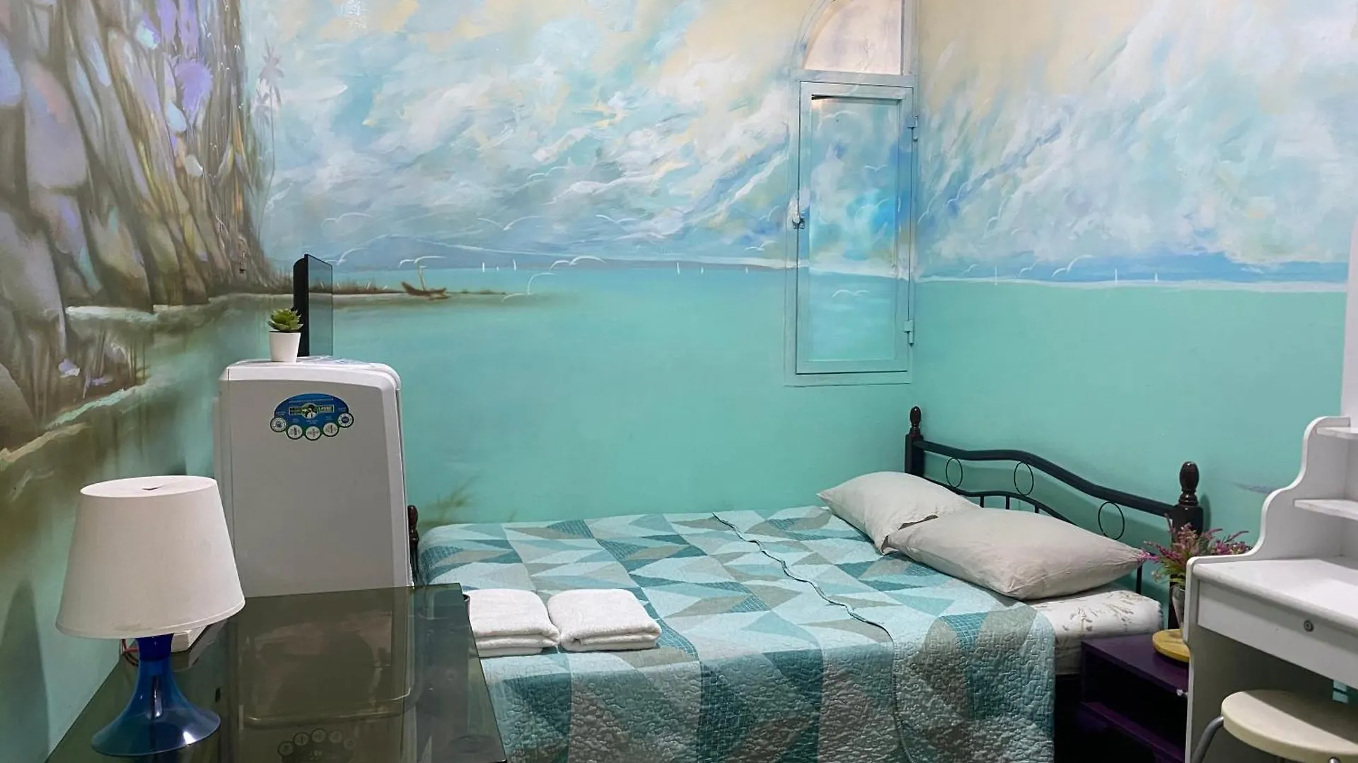 Apartment Budget Private Room With Attached Bathroom - No Parking Space Abu Dhabi United Arab Emirates